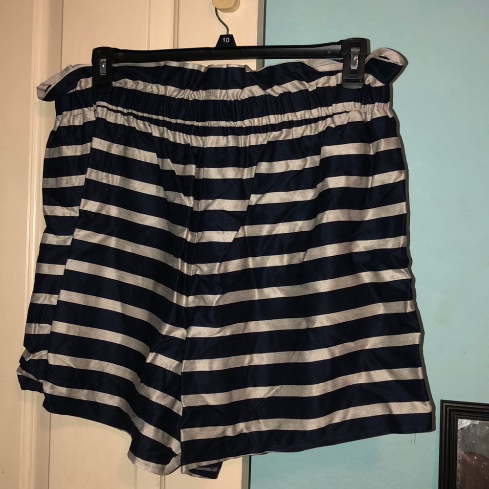 Never worn! - Picture 4 of 4